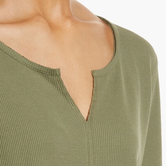 Caslon Organic Cotton Blend Split Neck Thermal Top Green Sorrel XXS - Picture 7 of 12